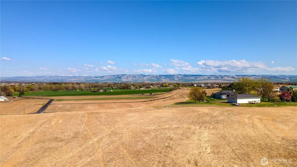 187 Cross Creek Road, Walla Walla, WA 99362 - Image #1