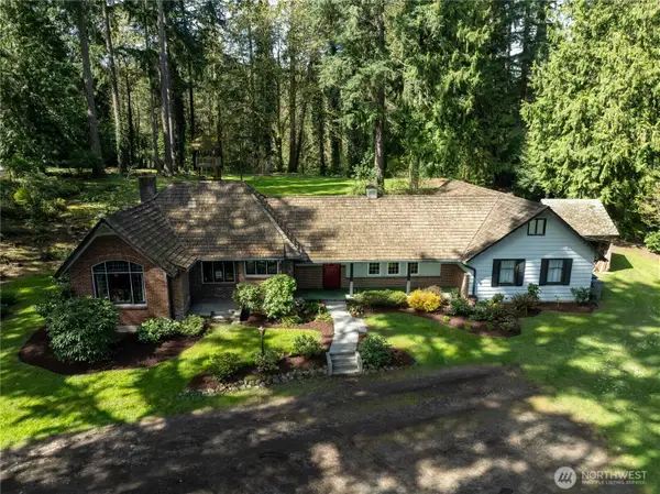 17137 32nd. Avenue Ne, Lake Forest Park, WA 98155