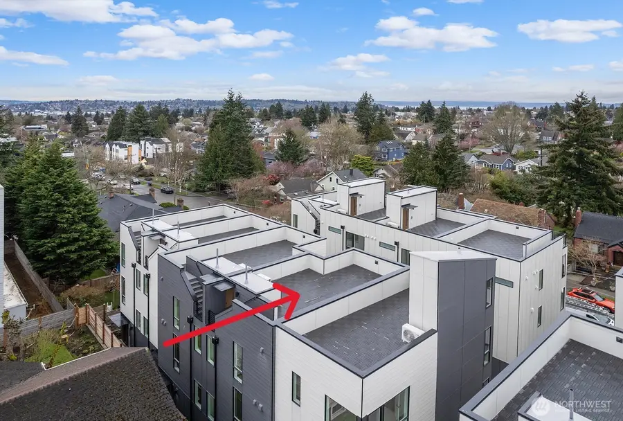 8324 16th Avenue Nw #D, Seattle, WA 98117 - Image #2