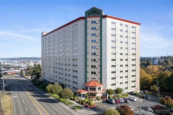 3201 Pacific Ave #1107, Tacoma, WA 98418