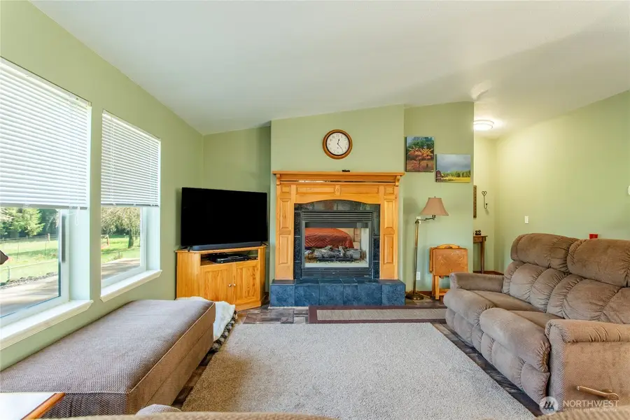 1962 Hwy 603, Winlock, WA 98596 - Image #3