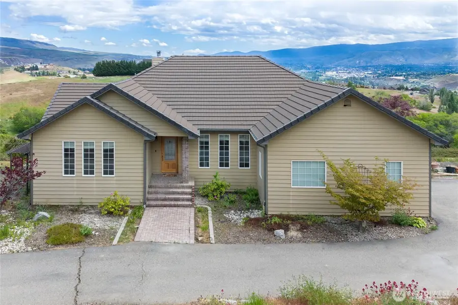 1093 Rue Jolie, Wenatchee, WA 98801 - Image #2