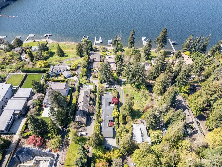 3327 Evergreen Point Road, Medina, WA 98039 - Image #2