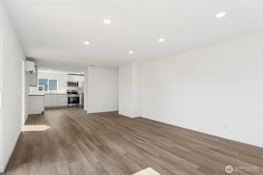 1720 N Wycoff Avenue, Bremerton, WA 98312 - Image #3