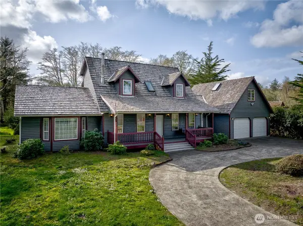34009 Territory Road, Oysterville, WA 98641