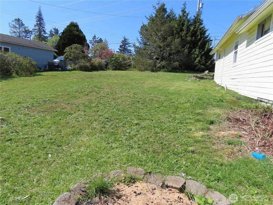 1310 S Montesano Street #3 & 4, Westport, WA 98595 - Image #3