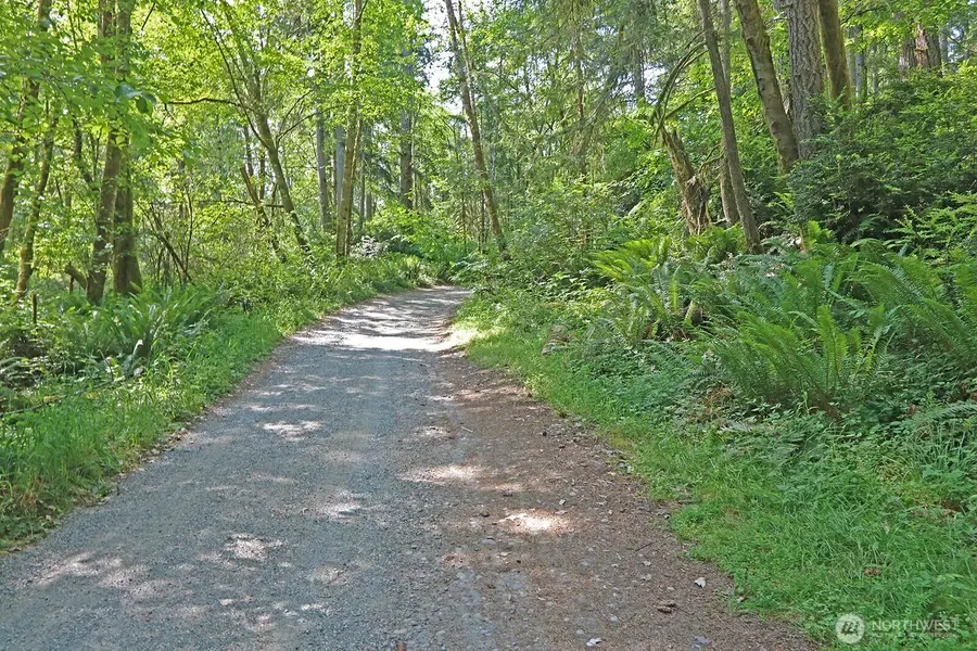 20825 Old Mill Road Sw, Vashon, WA 98070 - Image #2