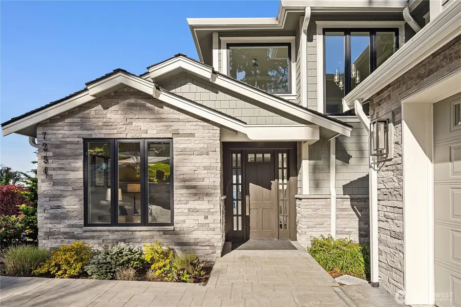 7254 N Mercer Way, Mercer Island, WA 98040 - Image #2
