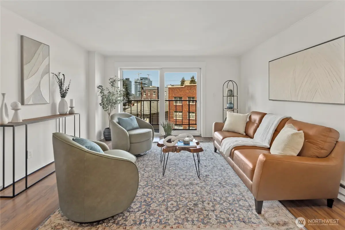 1300 University Street #2G, Seattle, WA 98101 - Image #1