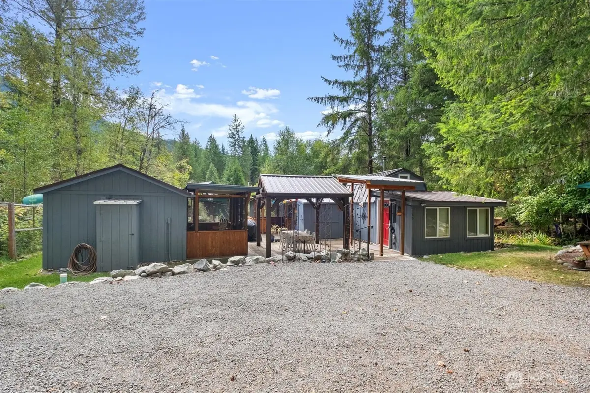 165 Nisqually Way, Ashford, WA 98304 - Image #1