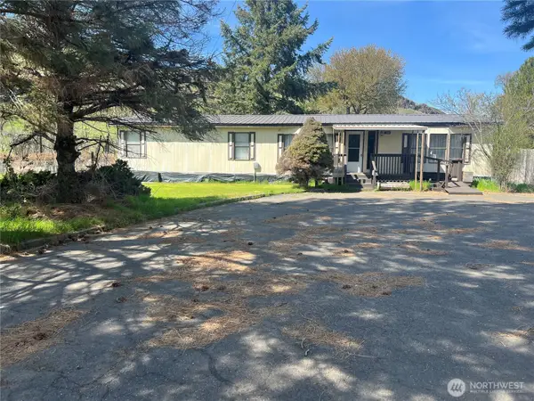 400 S Main, Washtucna, WA 99371