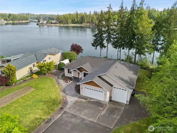 431 E Agate Beach Drive, Shelton, WA 98584