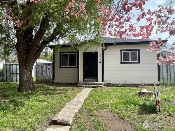 216 E Dayton Avenue E, Dayton, WA 99328