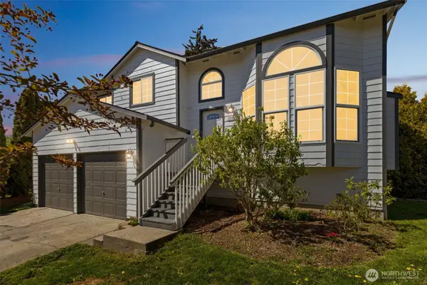 27828 74th Avenue Nw, Stanwood, WA 98292