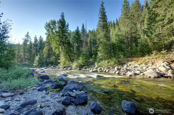 799 Twisp River Road, Twisp, WA 98856