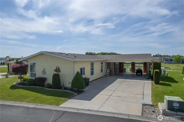 1701 E Burr Avenue #12, Moses Lake, WA 98837