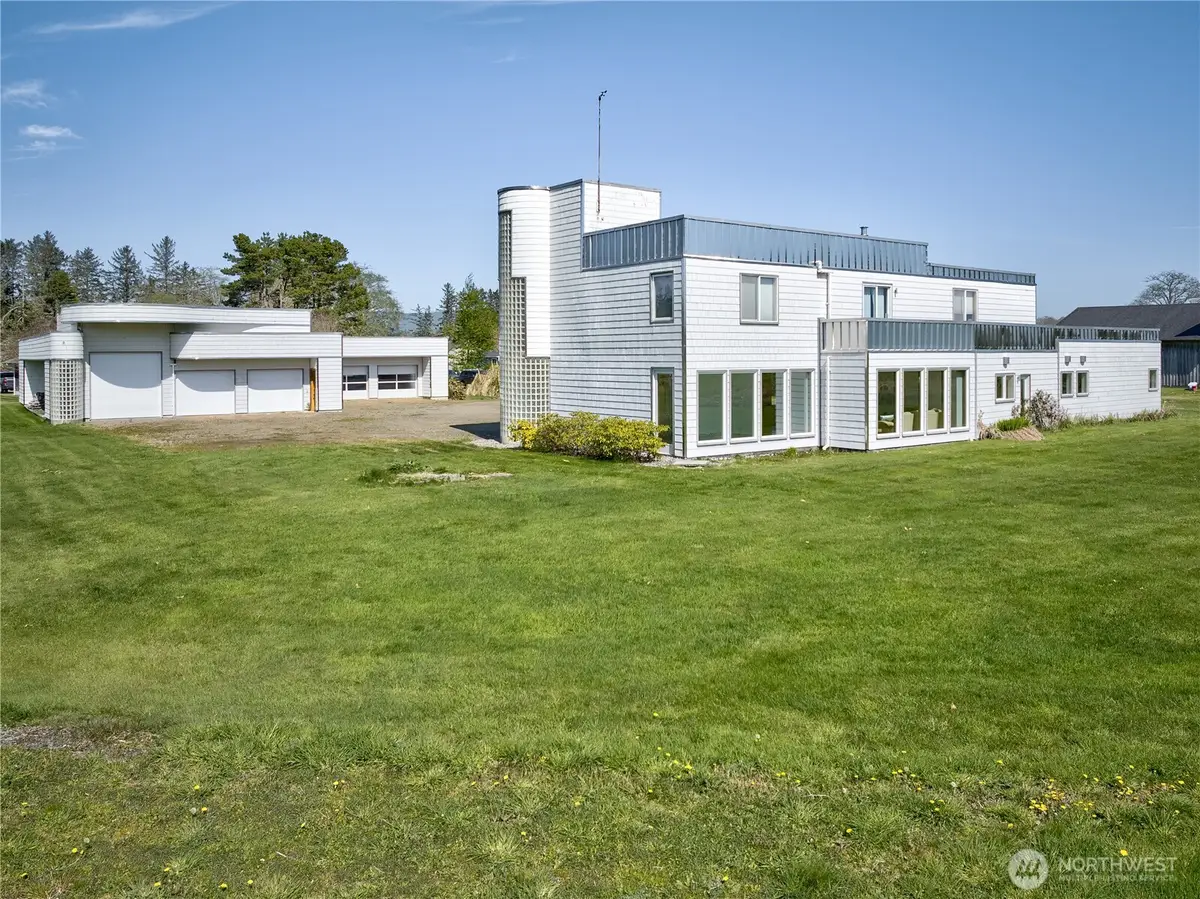 6804 Chatham Way, Ilwaco, WA 98624 - Image #1