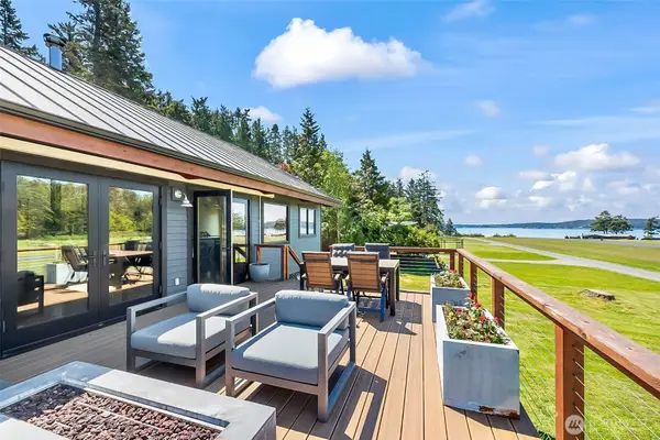 335 Blakely Drive, Blakely Island, WA 98222