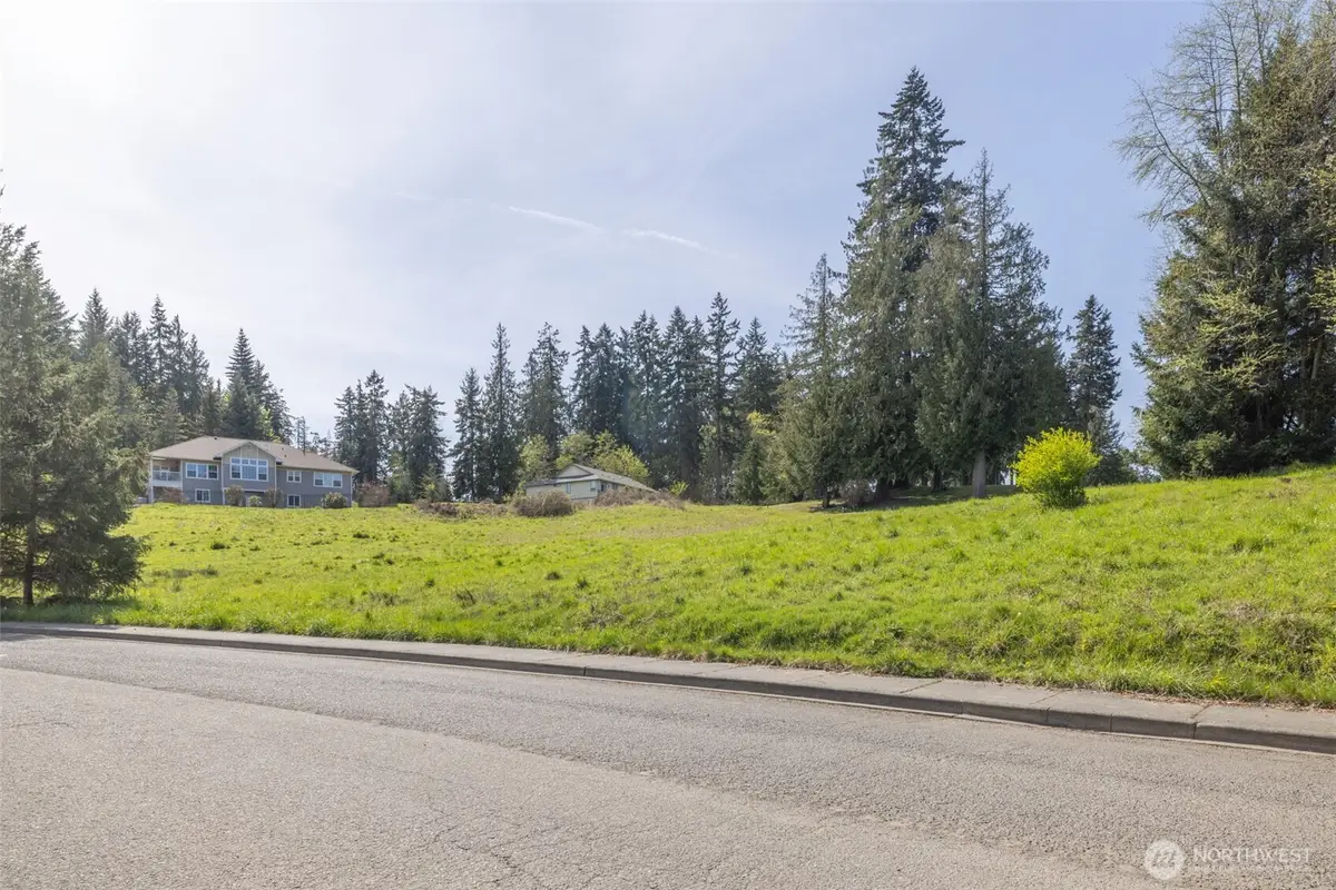 9 Delguzzi Drive #9, Port Angeles, WA 98362 - Image #1