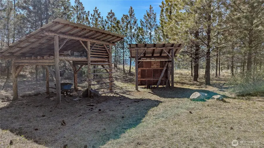 60 E Cayuse Mnt Road, Tonasket, WA 98855 - Image #3