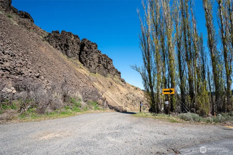 7199 Tarpiscan Road #2, Malaga, WA 98828 - Image #3