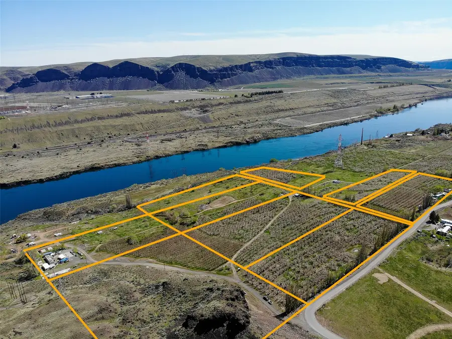 7199 Tarpiscan Road #4, Malaga, WA 98828 - Image #2