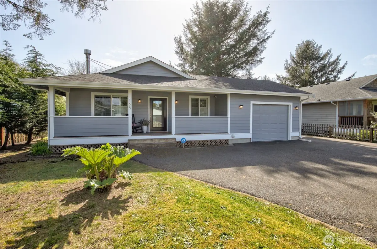165 N Narwhal Loop Nw, Ocean Shores, WA 98569 - Image #1