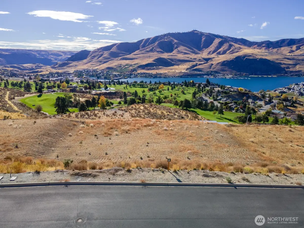 925 Long Drive, Chelan, WA 98816 - Image #1