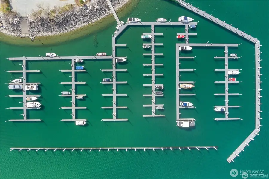 1350 W Woodin Avenue #E8, Chelan, WA 98816 - Image #2