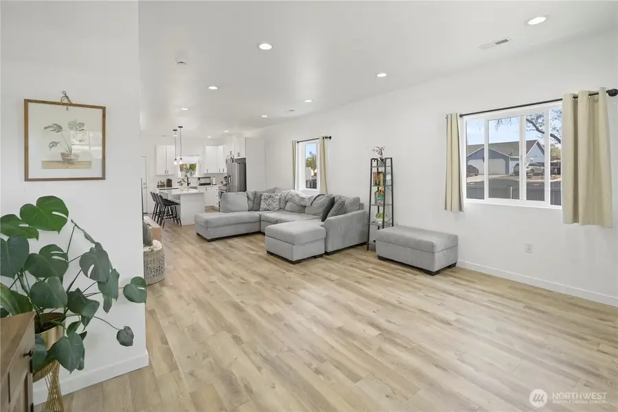 1004 W Virginia, Moses Lake, WA 98837 - Image #3