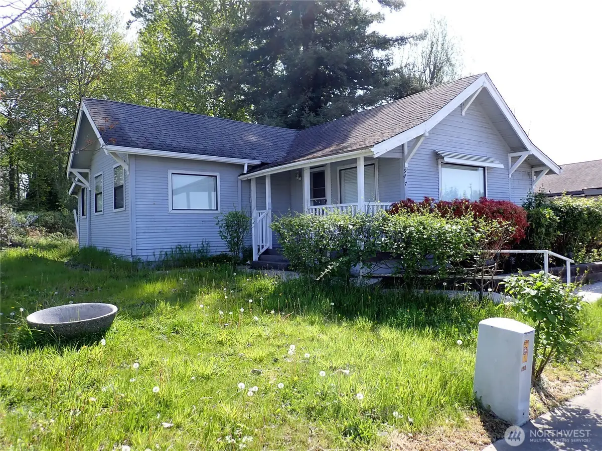 927 Meridian Avenue E, Edgewood, WA 98371 - Image #1