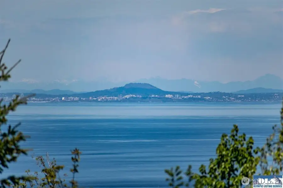 999 Ediz View Dr #15, Port Angeles, WA 98362 - Image #2