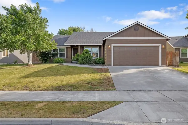 5905 W 4th Place, Kennewick, WA 99336