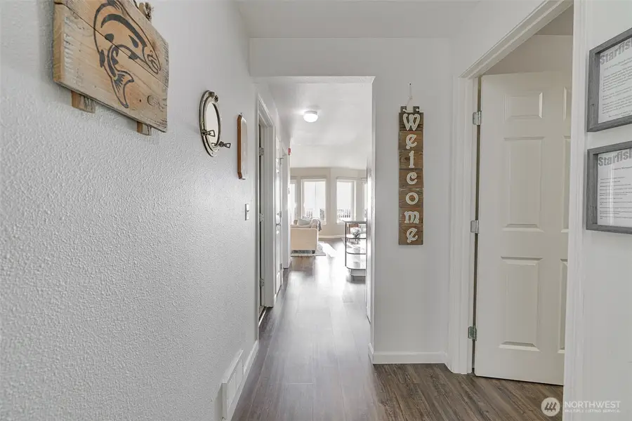 501 Shoreview Drive S #204, Long Beach, WA 98631 - #3