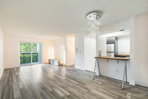 14665 NE 34th Street #B13, Bellevue, WA 98007