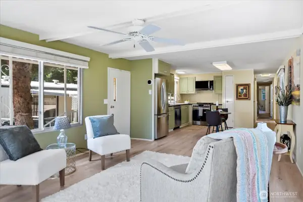 4111 164th Street Sw #61, Lynnwood, WA 98087