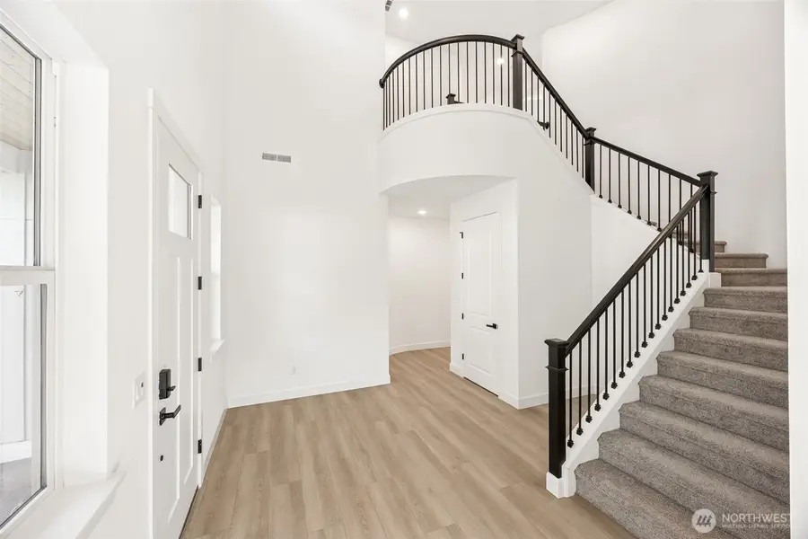 10603 134th Avenue Ne #102, Lake Stevens, WA 98258 - Image #2