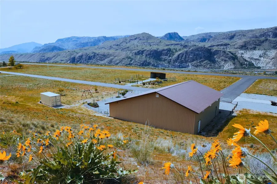 675 Peach Road, Waterville, WA 98858 - Image #2