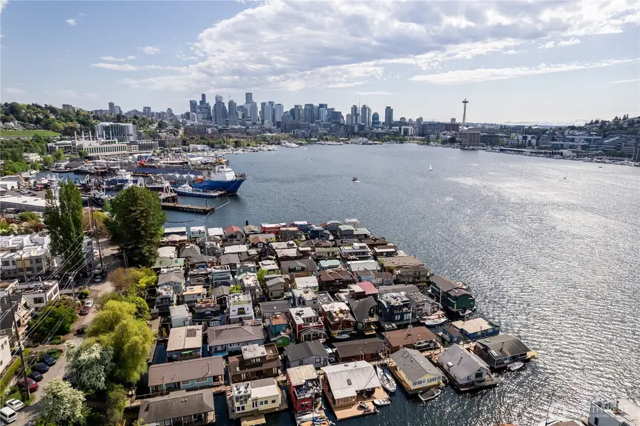 2035 Fairview Avenue E #D, Seattle, WA 98102 - Image #2