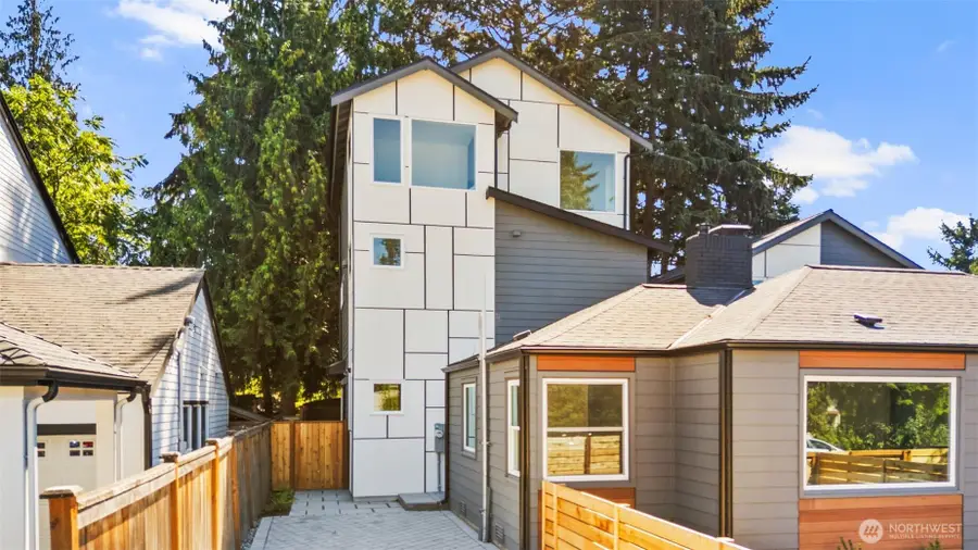 3809 NE 89th Street, Seattle, WA 98115 - Image #2