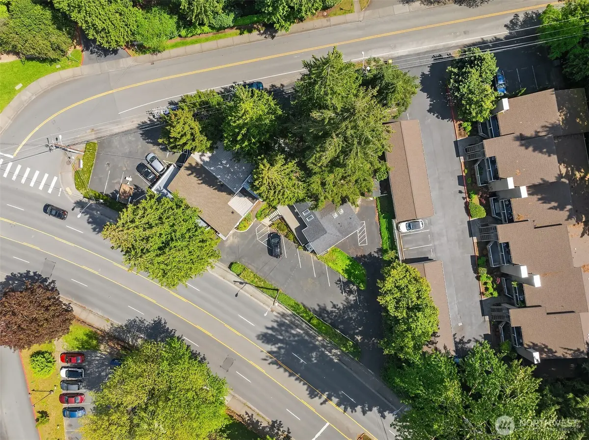 9833 NE 120th Place #21, Kirkland, WA 98034 - Image #1