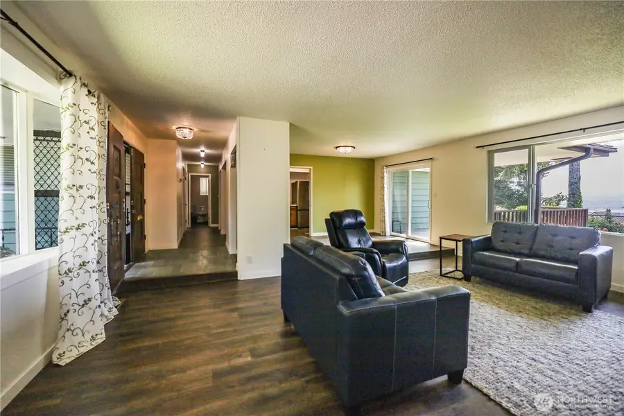 1234 Friedlander Drive, Aberdeen, WA 98520 - Image #2