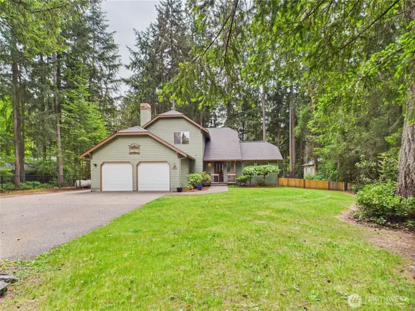 1112 Neah Drive, Fox Island, WA 98333