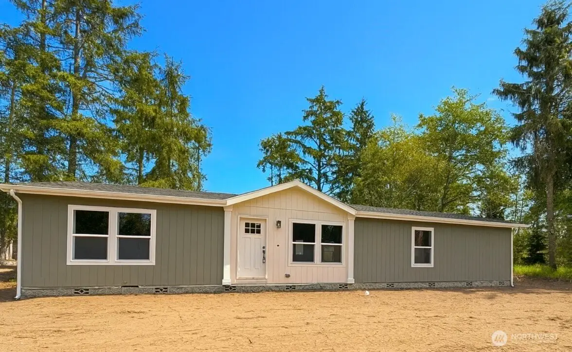 854 Mount Olympus Avenue Se, Ocean Shores, WA 98569 - Image #1