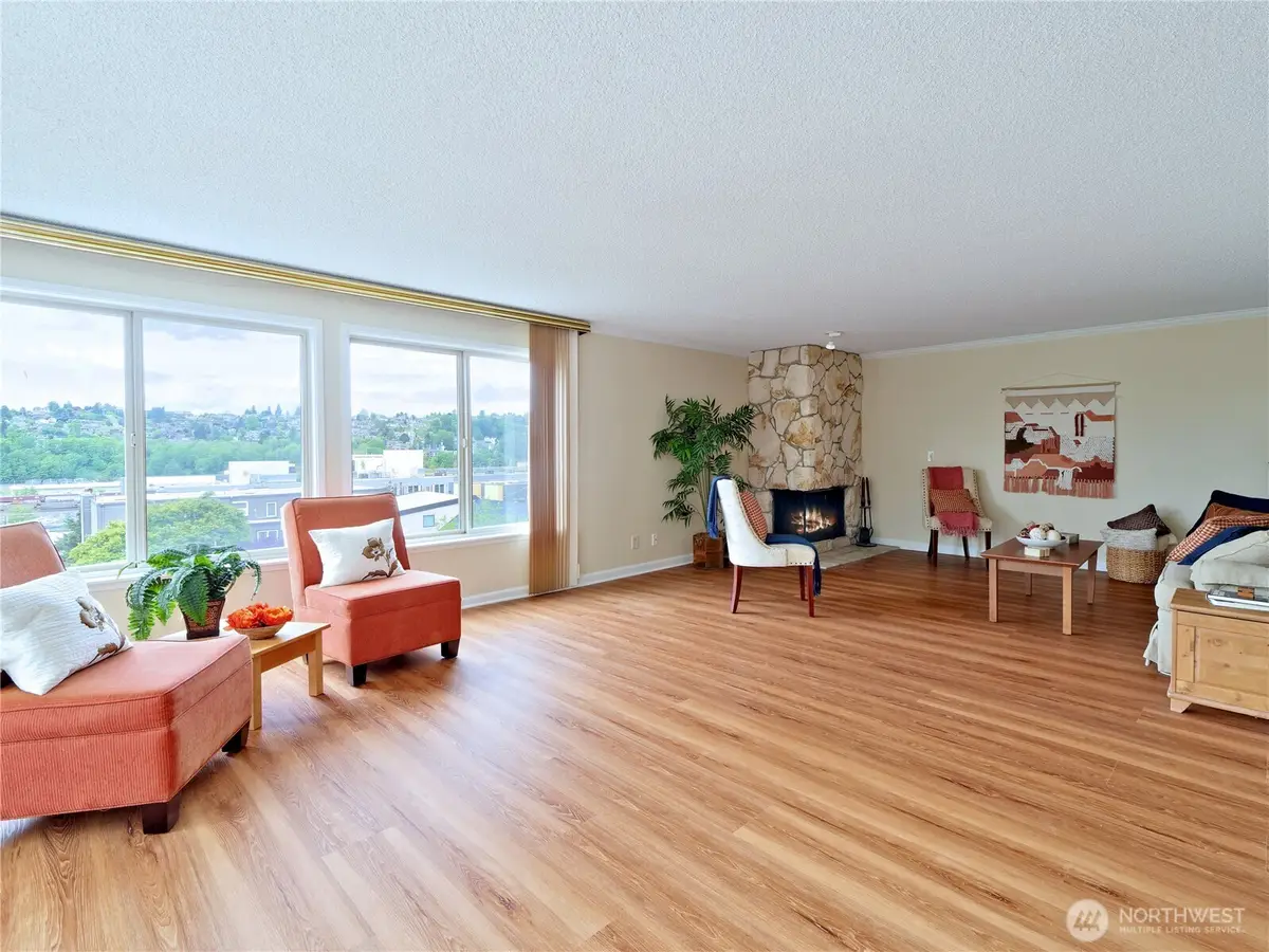2219 13th Avenue W, Seattle, WA 98119 - Image #1