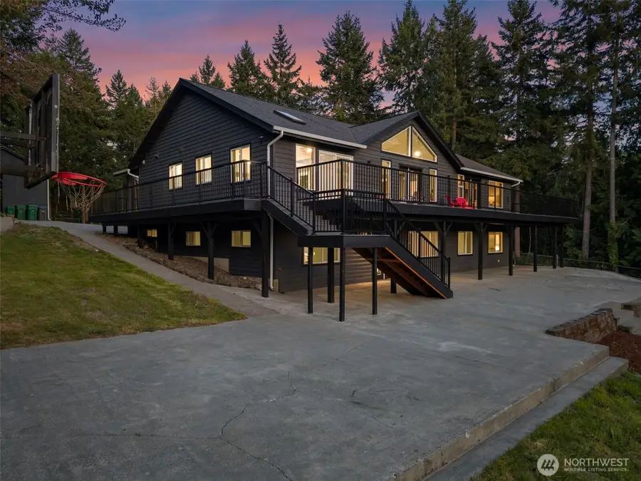 9371 Willamette Meridian Road Nw, Silverdale, WA 98383 - Image #2