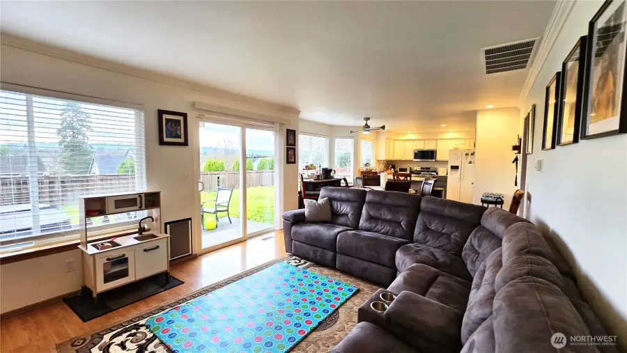 13617 68th Avenue Ct E, Puyallup, WA 98373 - Image #3