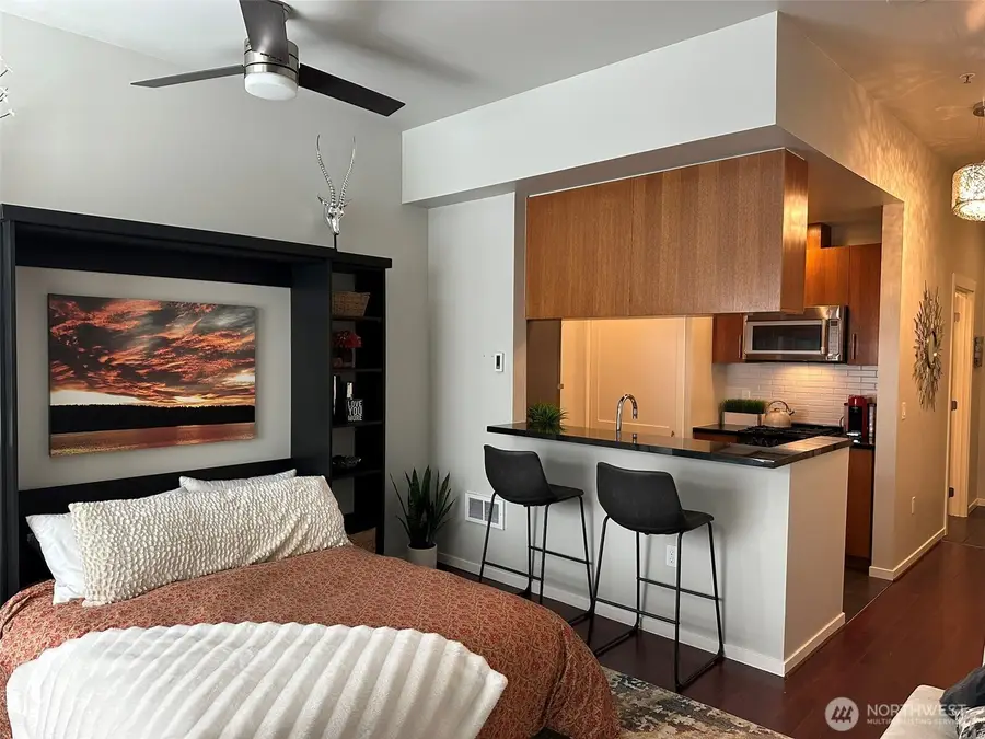 2721 1st Avenue #103, Seattle, WA 98121 - Image #2