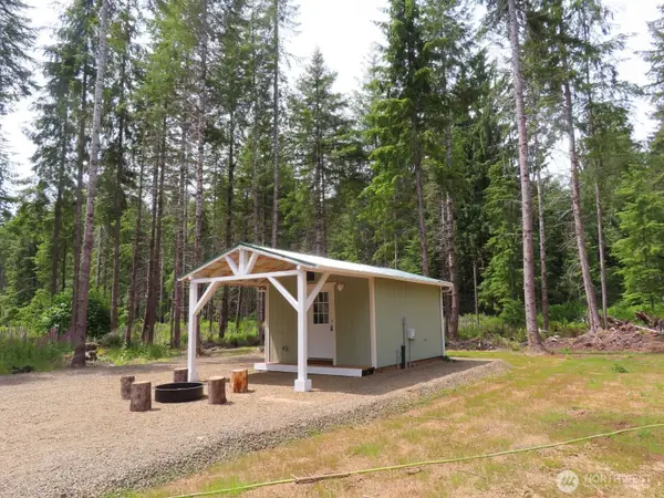 1515 Kirkpatrick Road, Hoquiam, WA 98550