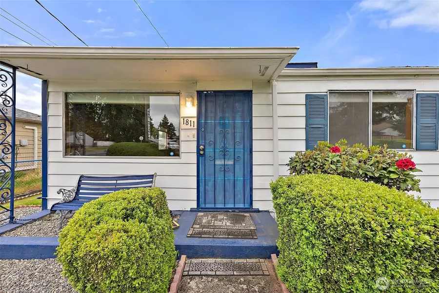 1811 S Sprague Avenue, Tacoma, WA 98405 - Image #2
